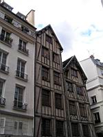 Paris, Rue Francois Miron, Maisons medievales (2)